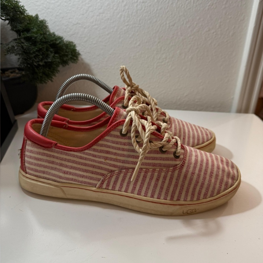 Ugg